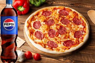 Pizza Salami 45cm + Pepsi 0,5 l