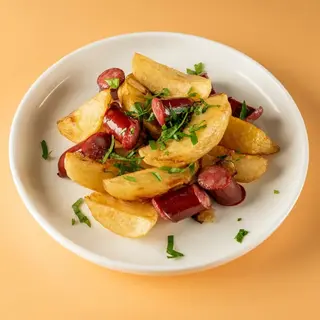 Картопля по-селянськи з мисливськими ковбасками (250г)