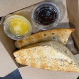 Tostada Con Ghee Y Mermelada Casera