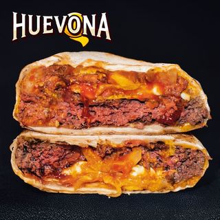 LA HUEVONA