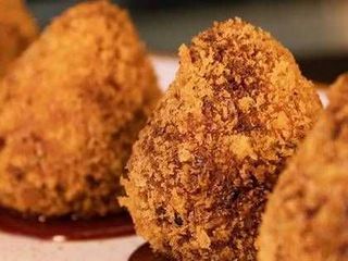 Coxinhas de frango (2 UNID)