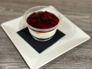 Tarta De Queso Con Mermelada De Fresa