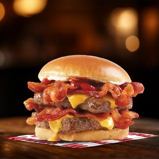 ბეკონატორი