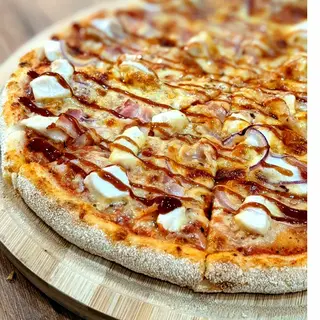 Chicken BBQ pizza