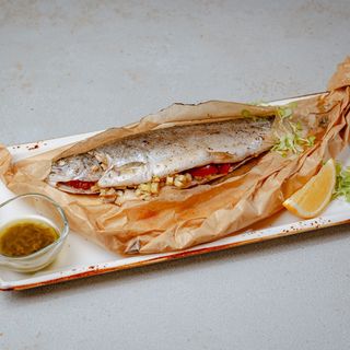 Запеченная форель в пергаменте