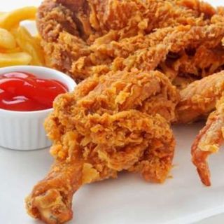 1/2 Pollo Broaster Menú completo