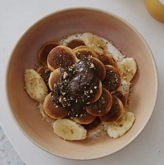 Міні панкейк з шоколадом та бананом