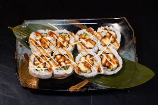 Uramaki california pollo (8 uds.)