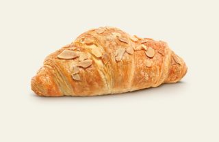 Cornetto mandorlato farcito al cioccolato