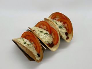 Такос з телятиною (400g)