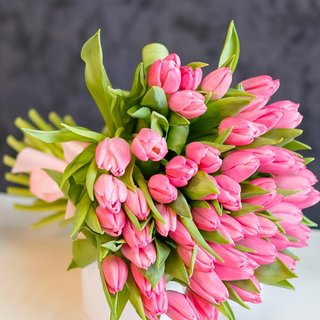 Buchet din 51 lalele roz