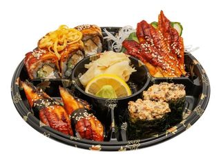 Суші сет з вугрем