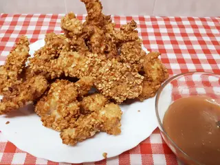 Pollo frtio almendrado