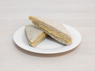Sándwich de hummus