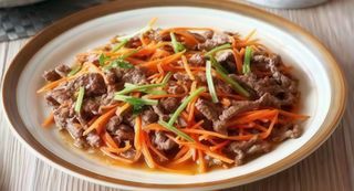 67.Ternera con zanahoria picante