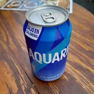 Aquarius Limón lata 330ml.