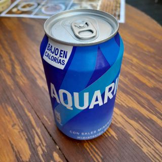 Aquarius Limón lata 330ml.