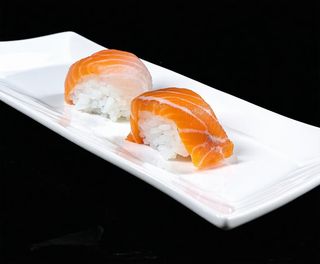 Spigola nigiri