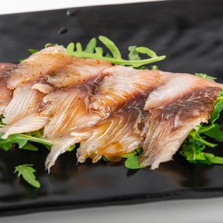 Carpaccio di cefalo e rucola - 9 pezzi