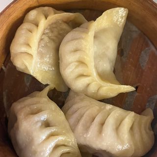 Ravioli di carne di maiale al vapore - 4 pezzi 