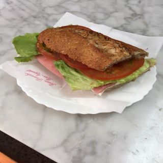 Sándwich Americano