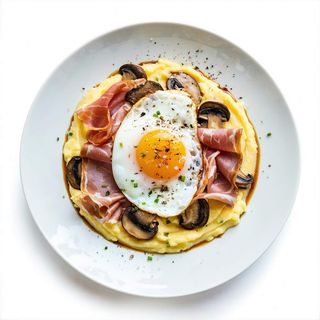 Crema de patata ,setas ,jamón y huevo