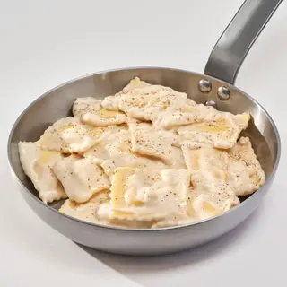 Pasta con salsa Alfredo Tradizionale