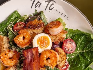 Салат Цезар з креветками (250г)