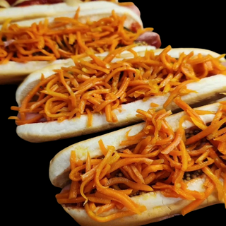 Хот дог з морковкою по-корейськи з молочною сосискою