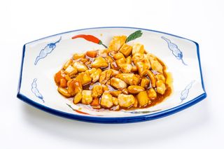 128 Pollo con mandorle