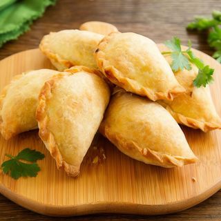 Empanada De Cebolla Caramelizada