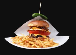 Мастър мега бургер