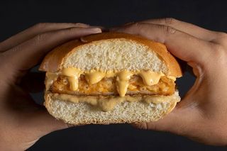Honey Macaroni Burger