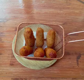 Croquetas caseras de pollo (6 uds.)
