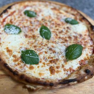 Pizza Margherita-40 % Off