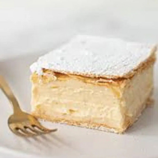 Vanilla Cake Slice