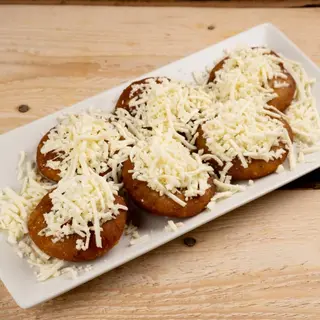 Arepitas Dulces con queso rallado
