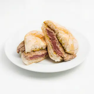 Prego do Lombo no Pão