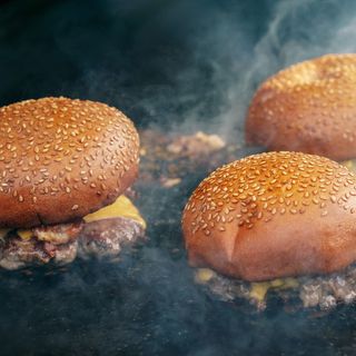 Smash Pepinillos Caramelizados Y Bacon