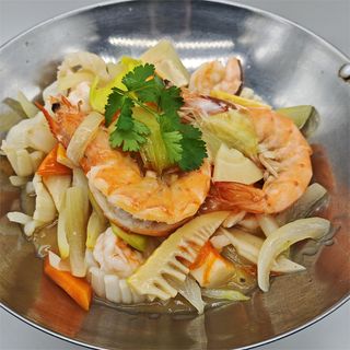145. Frutti di mare alla pentola 海鲜砂锅
