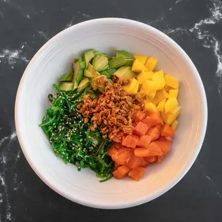 A44. Salmón Poke