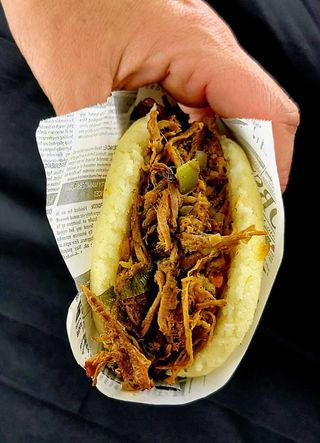 Arepa De Carne Mechada