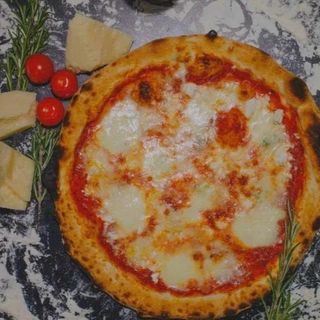 PIZZA PARTY QUATTRO FORMAGI