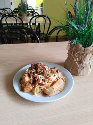 Yuca Con Chicharrón