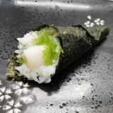 Temaki Pez Mantequilla Y Tobiko