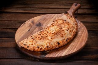 Калцоне - средна