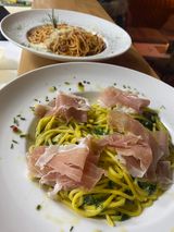 Pasta sa pršutom i spanaćem 360 g