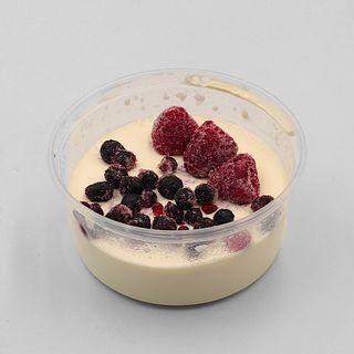 Крем панакота с плодове