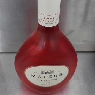 vinho rose mateus 
