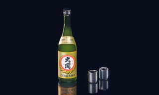 ოზეკი მშრალი საკე (750მლ) 